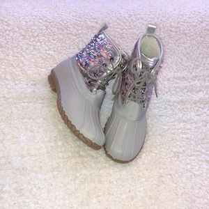 Girls Unicorn Duck Boots size 3
